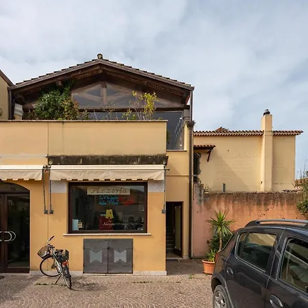 La Casa Degli Innamorati Ferienhaus Pula